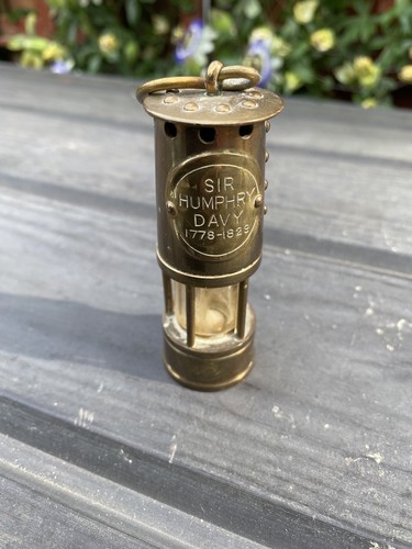 Sir humphrey davy small - davy,