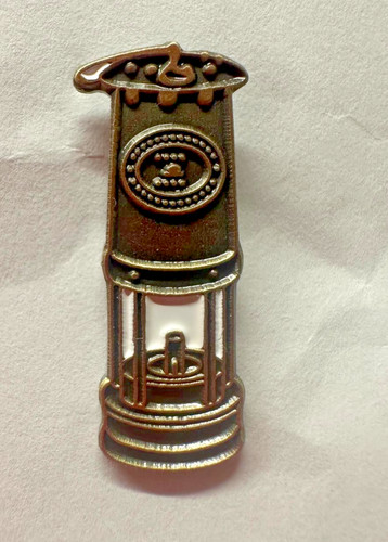 Miners davy lamp pin - lamp, badge